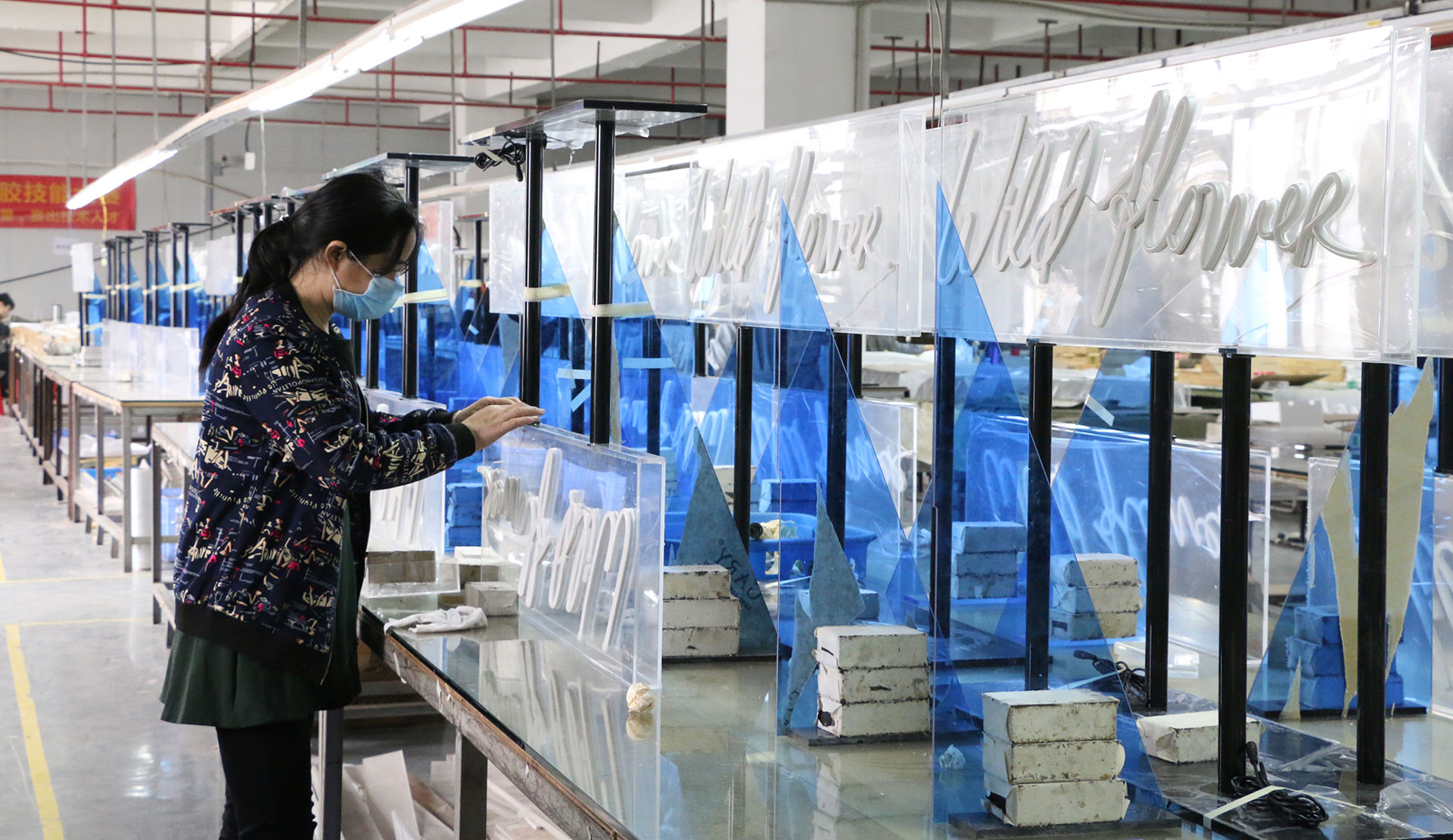 JAYI acrylic display stand production