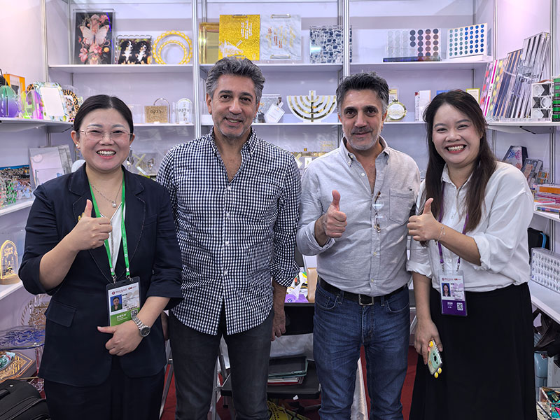 Jayi Acrylic Exhibition (5)