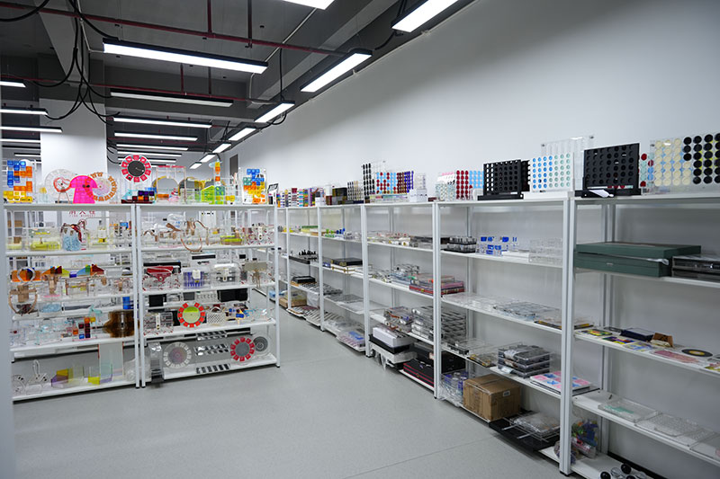 acrylic sample room (1)
