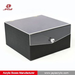 black acrylic box (2)